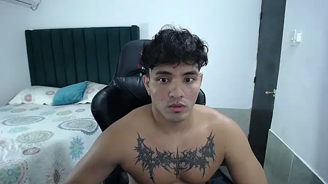 Snapshot of man_dur07 chatting on October 10, 2025, 7:46 pm man dur07 online show from October 10, 2025, 7:46 pm