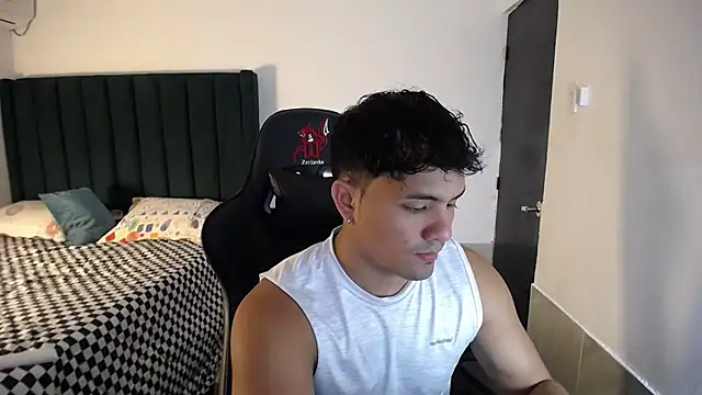 Snapshot of man_dur07 chatting on October 18, 2025, 8:09 pm man dur07 online show from October 18, 2025, 8:09 pm