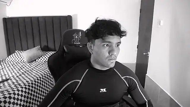 Snapshot of man_dur07 chatting on October 30, 2025, 10:54 pm man dur07 online show from October 30, 2025, 10:54 pm