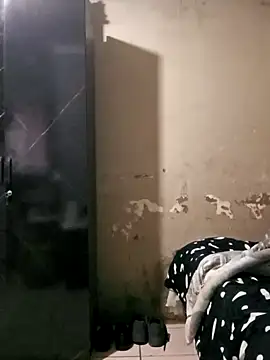 Snapshot of BIGBLACKCOOCK24- chatting on March 22, 2025, 6:54 am BIGBLACKCOOCK24- online show from March 22, 2025, 6:54 am