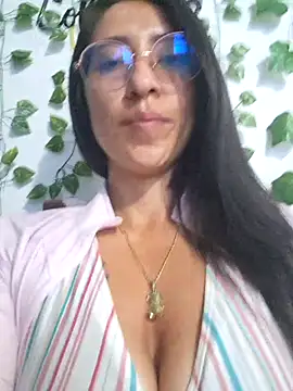 Snapshot of VALERY-03_ chatting on February 13, 2026, 12:23 pm VALERY-03 online show from February 13, 2026, 12:23 pm