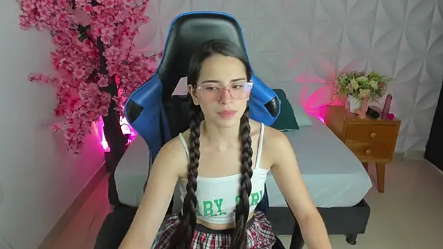 angelica dymond online show from January 17, 2025, 7:38 pm