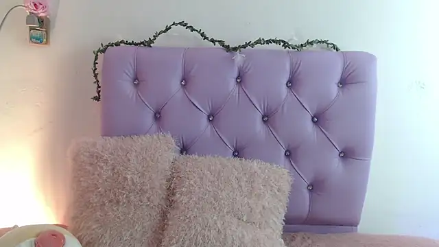 AmberJeong online show from January 28, 2025, 10:34 pm