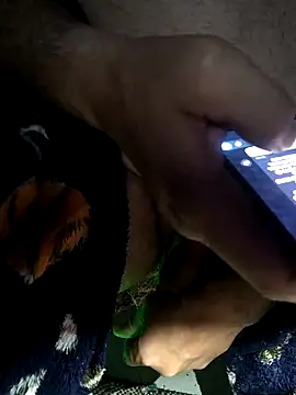 Snapshot of Leocesar37 chatting on February 10, 2026, 6:06 am Leocesar37 online show from February 10, 2026, 6:06 am