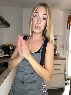 Snapshot of lola_tentatiion chatting on September 18, 2025, 7:21 am lola tentatiion online show from September 18, 2025, 7:21 am