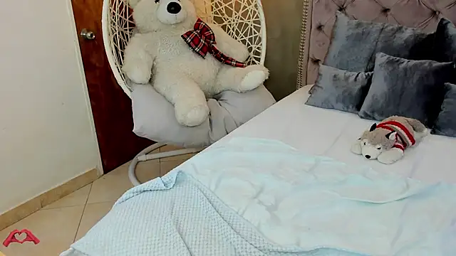 Snapshot of laris_park chatting on January 11, 2025, 1:16 am laris park online show from January 11, 2025, 1:16 am