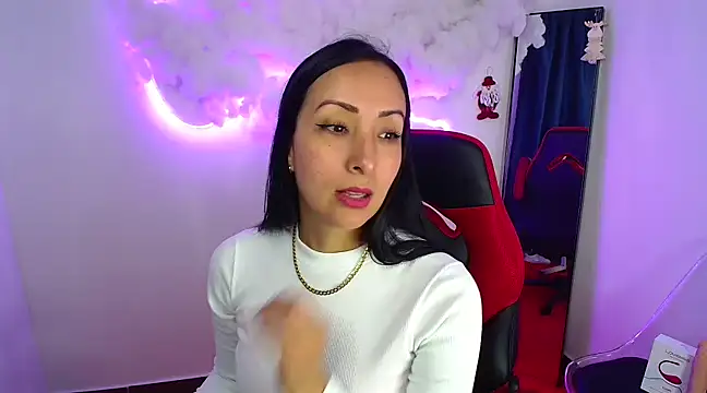 yaralyminjo2 online show from December 30, 2024, 2:08 pm