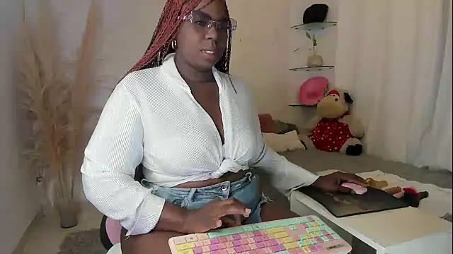 Leslie browm online show from June 4, 2026, 9:04 am