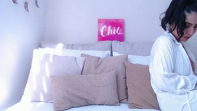 Gia Ferh online show from December 20, 2025, 8:05 pm