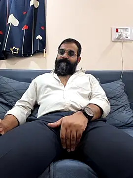 Fun Guuy online show from February 15, 2026, 2:30 am