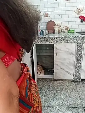 Snapshot of Saroj-Shah chatting on March 4, 2026, 7:58 am Saroj-Shah online show from March 4, 2026, 7:58 am