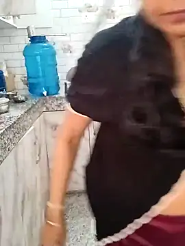 Snapshot of Saroj-Shah chatting on March 18, 2026, 6:05 am Saroj-Shah online show from March 18, 2026, 6:05 am