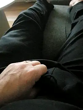 anderssonskuk online show from April 5, 2026, 8:33 am