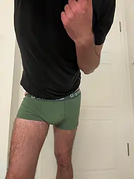 mrniceguy198 online show from October 17, 2025, 9:06 pm