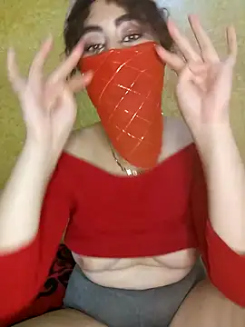 Snapshot of Lalou chatting on December 6, 2024, 5:22 pm Lalou online show from December 6, 2024, 5:22 pm