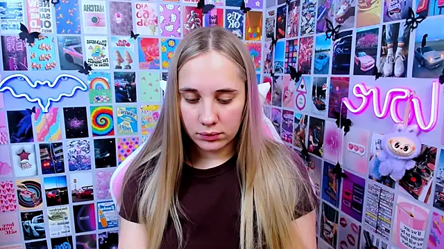 Snapshot of MiaMilas chatting on January 8, 2026, 3:36 pm MiaMilas online show from January 8, 2026, 3:36 pm