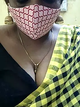 Snapshot of mallu-sumi chatting on February 20, 2025, 12:19 am mallu-sumi online show from February 20, 2025, 12:19 am