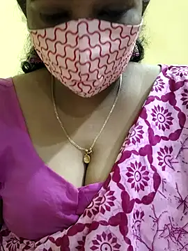 Snapshot of mallu-sumi chatting on March 8, 2025, 2:30 pm mallu-sumi online show from March 8, 2025, 2:30 pm