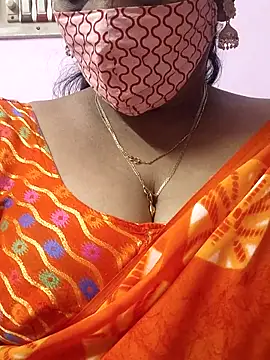 Snapshot of mallu-sumi chatting on October 2, 2025, 5:20 pm mallu-sumi online show from October 2, 2025, 5:20 pm