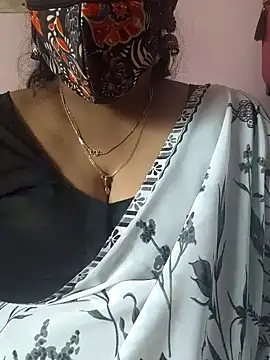 Snapshot of mallu-sumi chatting on November 1, 2025, 7:43 am mallu-sumi online show from November 1, 2025, 7:43 am