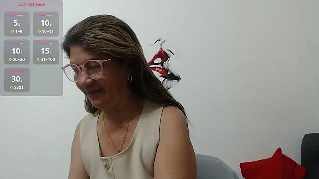 Aranza-Queen online show from October 20, 2025, 2:17 pm