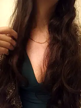 Snapshot of Liliiiblow chatting on December 29, 2024, 12:09 am Liliiiblow online show from December 29, 2024, 12:09 am