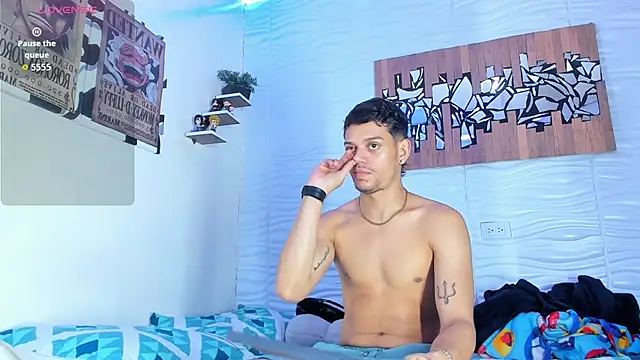 Friendsofeverything  online show from October 8, 2025, 11:13 pm