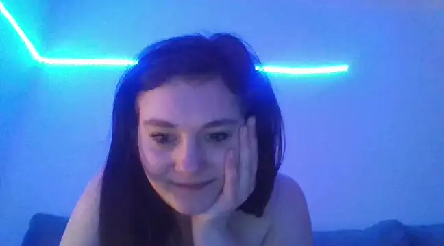 xLeaxXxTomx online show from January 16, 2025, 11:59 pm