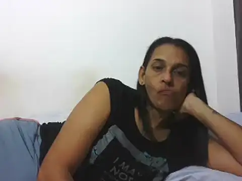 Snapshot of latinbrunettet chatting on December 11, 2024, 7:57 pm latinbrunettet online show from December 11, 2024, 7:57 pm