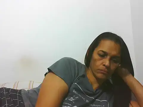 Snapshot of latinbrunettet chatting on November 26, 2025, 1:34 pm latinbrunettet online show from November 26, 2025, 1:34 pm