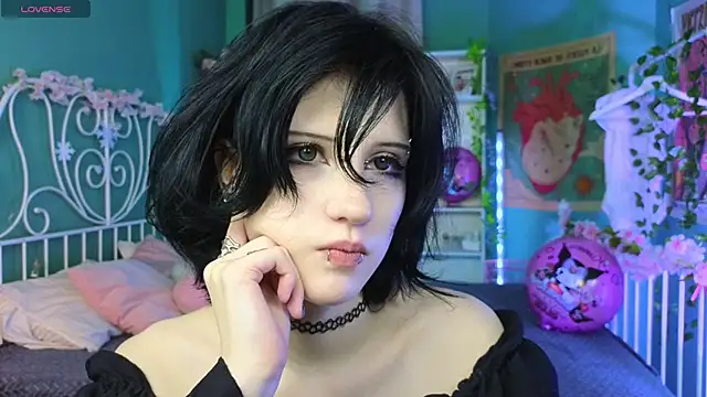 Snapshot of dark_vamp_ chatting on February 20, 2025, 8:36 pm dark vamp online show from February 20, 2025, 8:36 pm