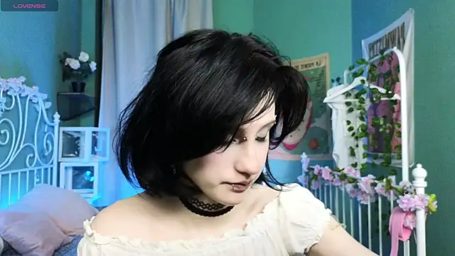 Snapshot of dark_vamp_ chatting on February 24, 2025, 4:15 pm dark vamp online show from February 24, 2025, 4:15 pm