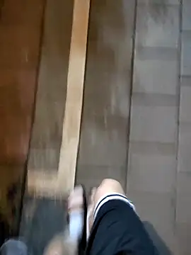 Snapshot of Yang_1069 chatting on October 18, 2025, 10:16 am Yang 1069 online show from October 18, 2025, 10:16 am