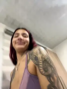 Snapshot of dolcebella chatting on November 8, 2025, 11:47 pm dolcebella online show from November 8, 2025, 11:47 pm