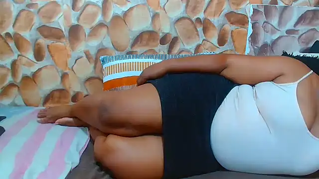 AfricanBigAssxx98 online show from December 5, 2025, 9:40 am