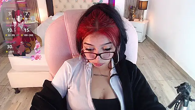 pettit courtny online show from February 1, 2025, 9:54 am