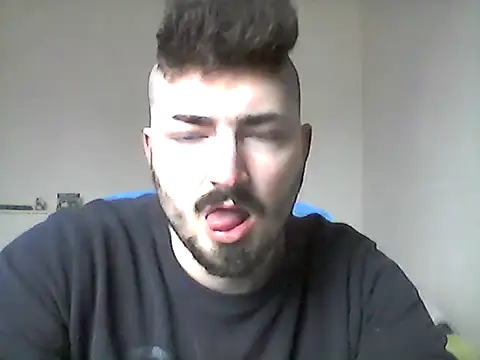 Snapshot of Hkl95555 chatting on December 23, 2024, 12:41 pm Hkl95555 online show from December 23, 2024, 12:41 pm