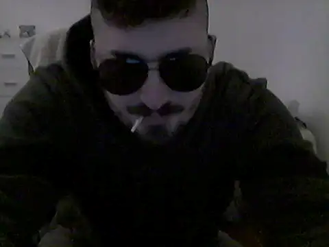 Snapshot of Hkl95555 chatting on December 24, 2024, 10:17 pm Hkl95555 online show from December 24, 2024, 10:17 pm