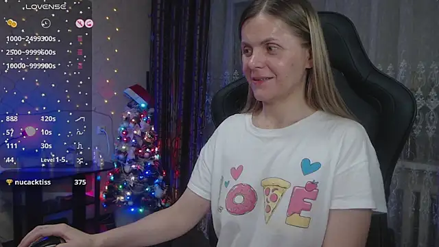 Snapshot of JessieOMays chatting on January 3, 2025, 8:01 pm JessieOMays online show from January 3, 2025, 8:01 pm