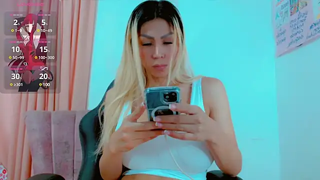 Snapshot of bimbocurvysex chatting on March 16, 2025, 10:53 pm bimbocurvysex online show from March 16, 2025, 10:53 pm