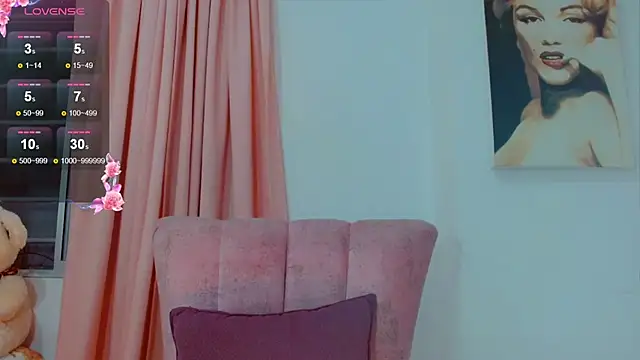 Snapshot of bimbocurvysex chatting on February 21, 2026, 12:22 am bimbocurvysex online show from February 21, 2026, 12:22 am