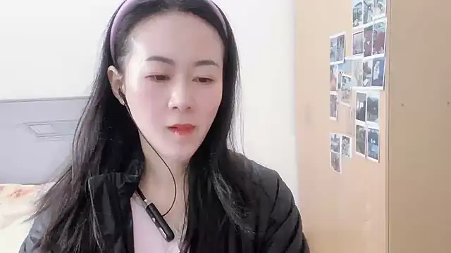 Snapshot of fanfan-FF chatting on December 28, 2024, 1:29 am fanfan-FF online show from December 28, 2024, 1:29 am