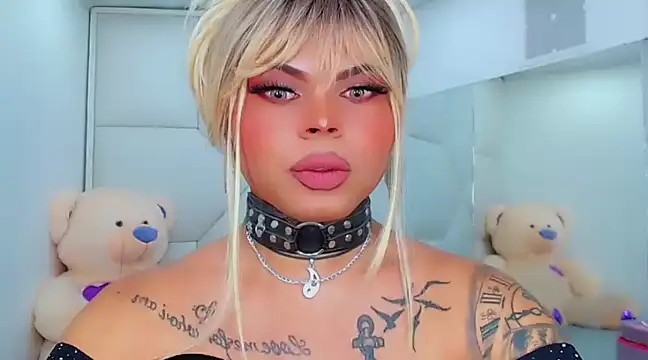 Snapshot of AdanKinng chatting on March 15, 2025, 6:25 am AdanKinng online show from March 15, 2025, 6:25 am