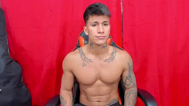 Snapshot of pettergrey1 chatting on January 10, 2025, 9:31 pm pettergrey1 online show from January 10, 2025, 9:31 pm