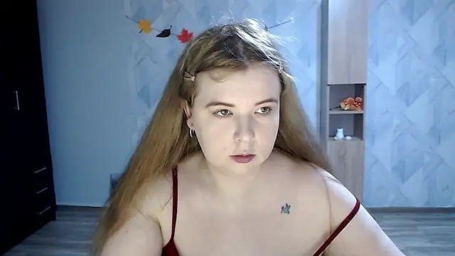 Snapshot of Melina_Hot9 chatting on September 30, 2025, 3:17 pm Melina Hot9 online show from September 30, 2025, 3:17 pm