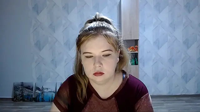 Snapshot of Melina_Hot9 chatting on November 11, 2025, 8:09 pm Melina Hot9 online show from November 11, 2025, 8:09 pm