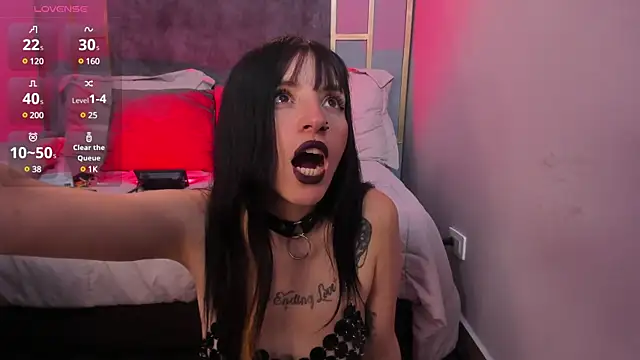 Abby  smiith online show from March 6, 2025, 9:14 am