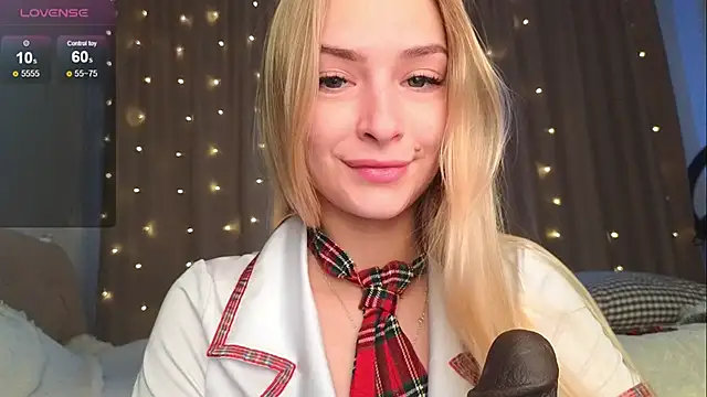 Snapshot of Soft_Eva chatting on January 12, 2025, 2:09 pm Soft Eva online show from January 12, 2025, 2:09 pm