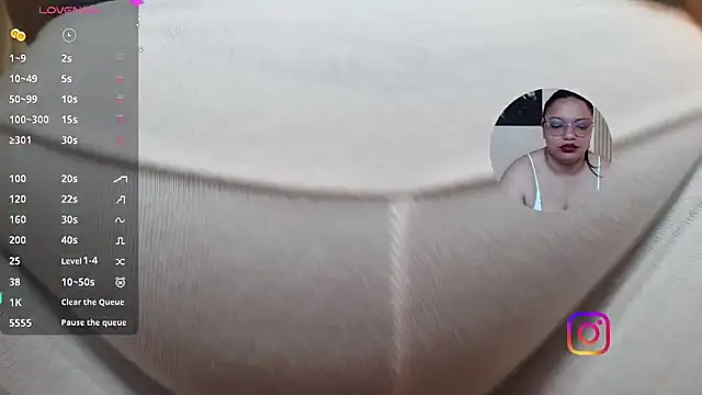 virtual charm online show from April 3, 2026, 1:42 pm