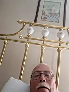 NawtyB1965 online show from December 17, 2025, 7:09 pm